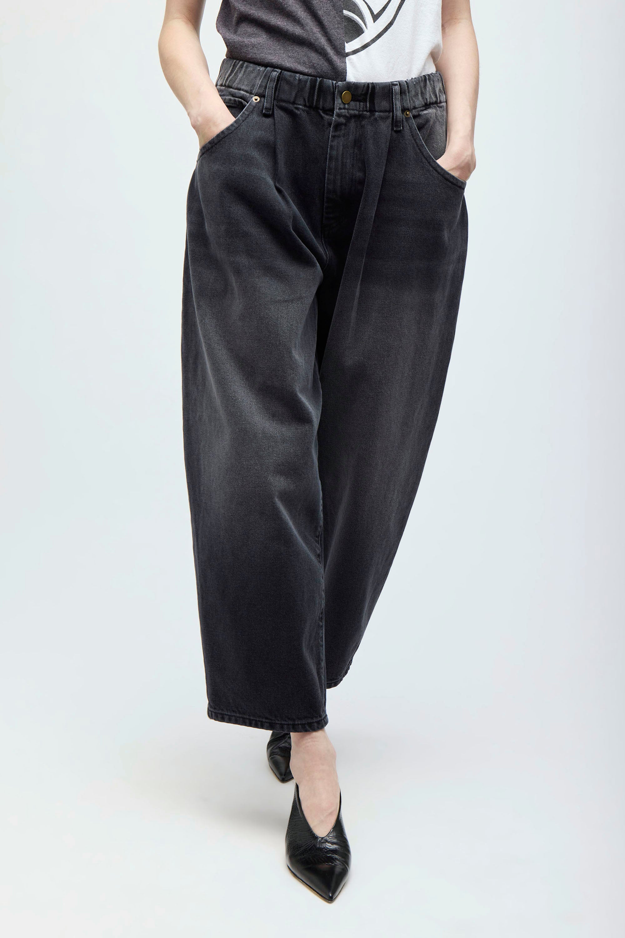 SILVERLAKE ELASTIC WAIST JEANS (WASHED CHARCOAL)