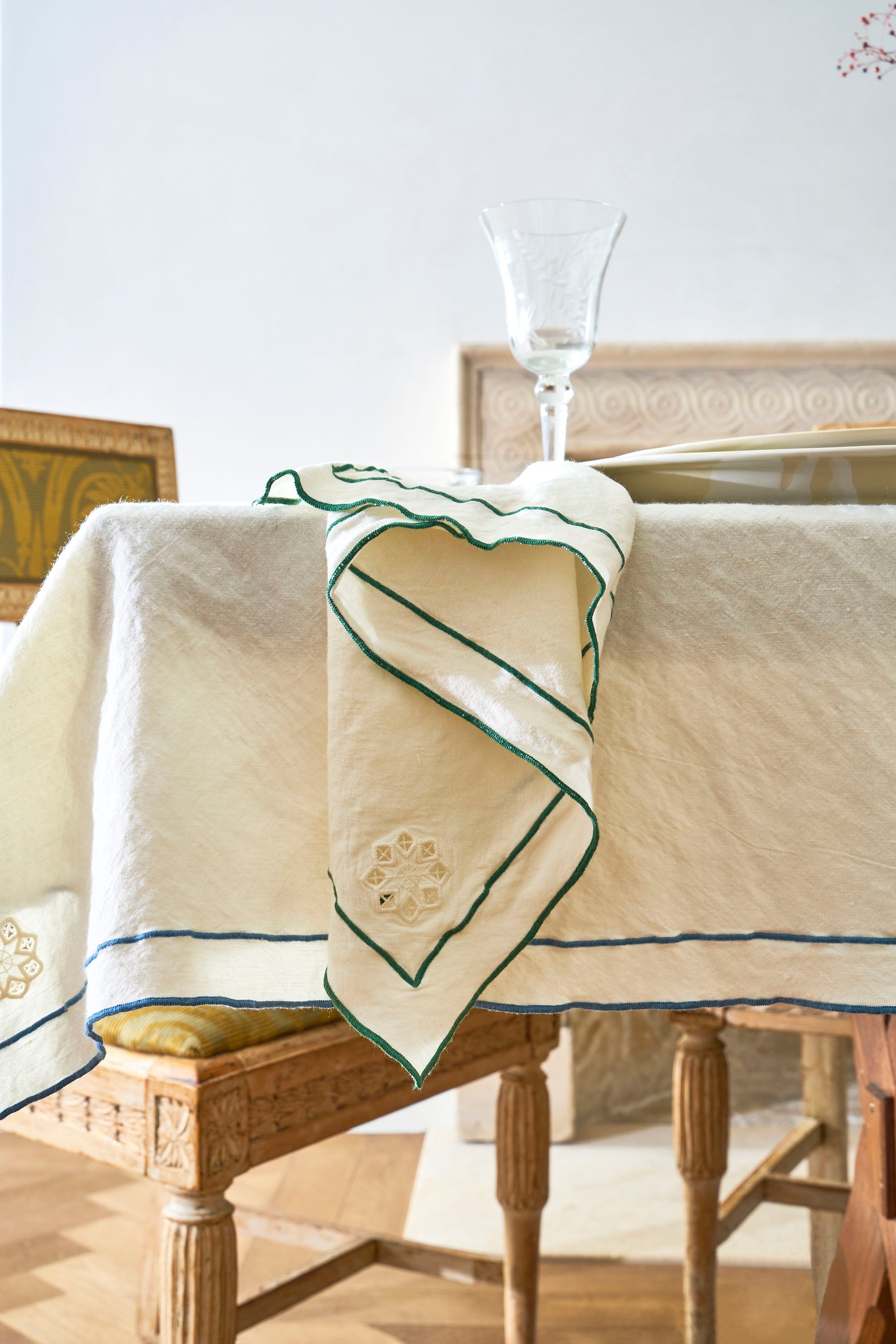 Day For Night Napkins Cream/Clover