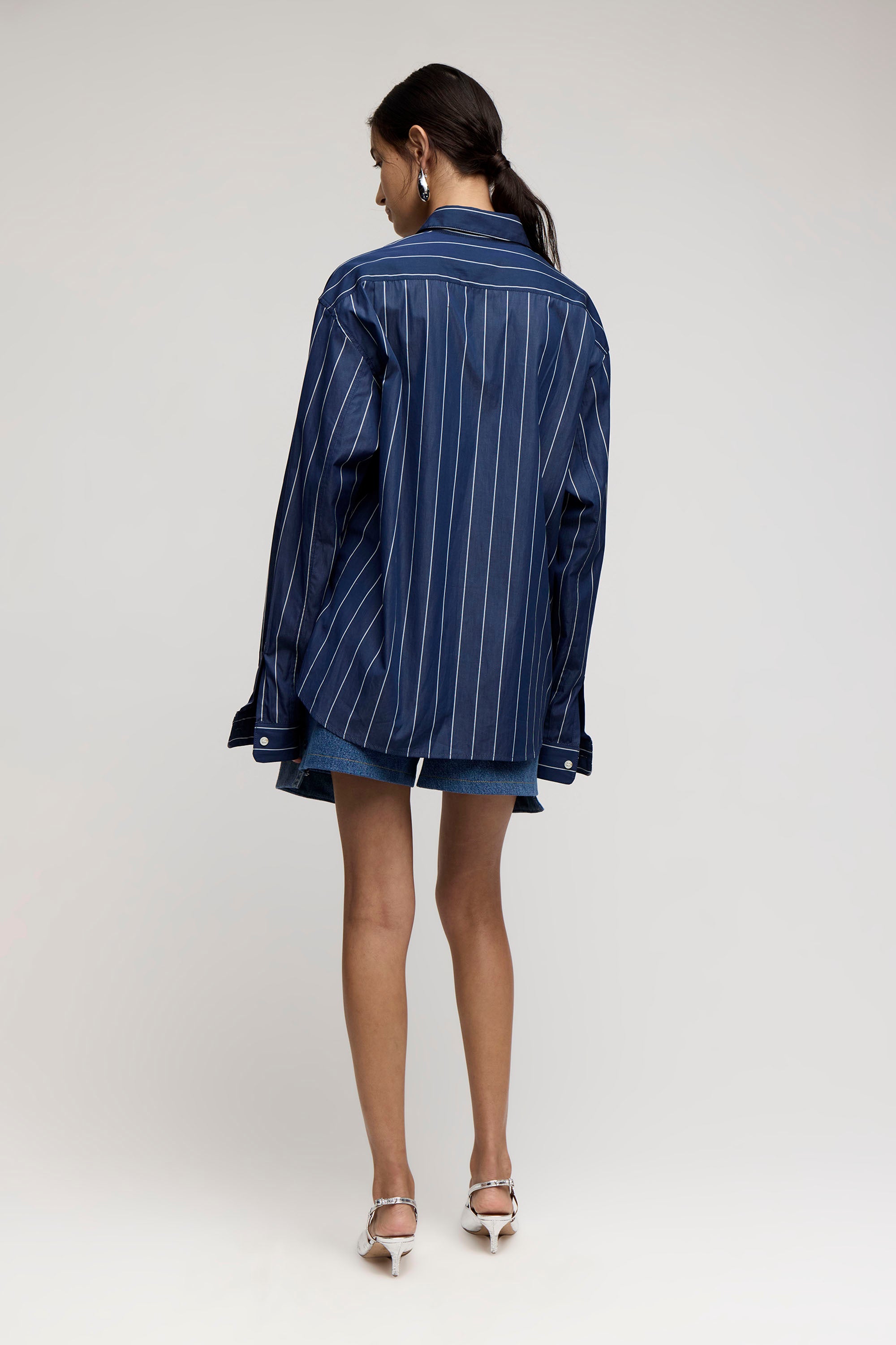 KING EDDY TOP IN NAVY PINSTRIPE