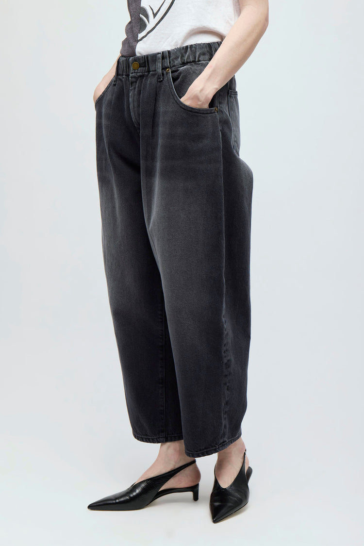 SILVERLAKE ELASTIC WAIST JEANS (LIGHT WASH BLUE)