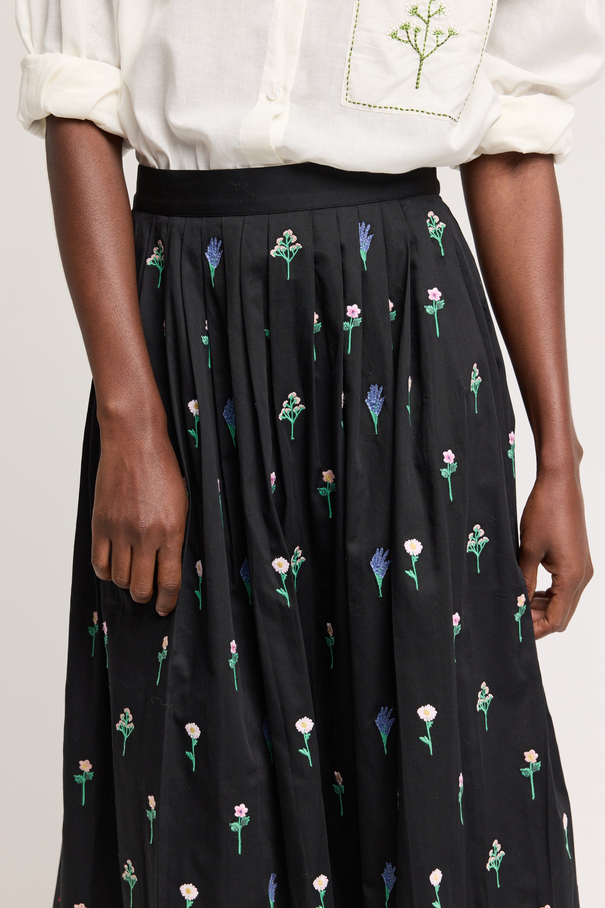 Midnight Meadow Skirt in Floral Embroidery