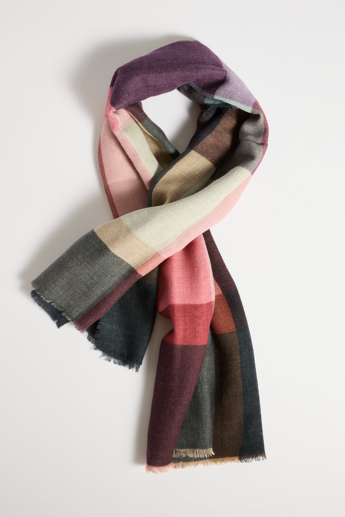 Épice Multicolor Check Scarf in Black