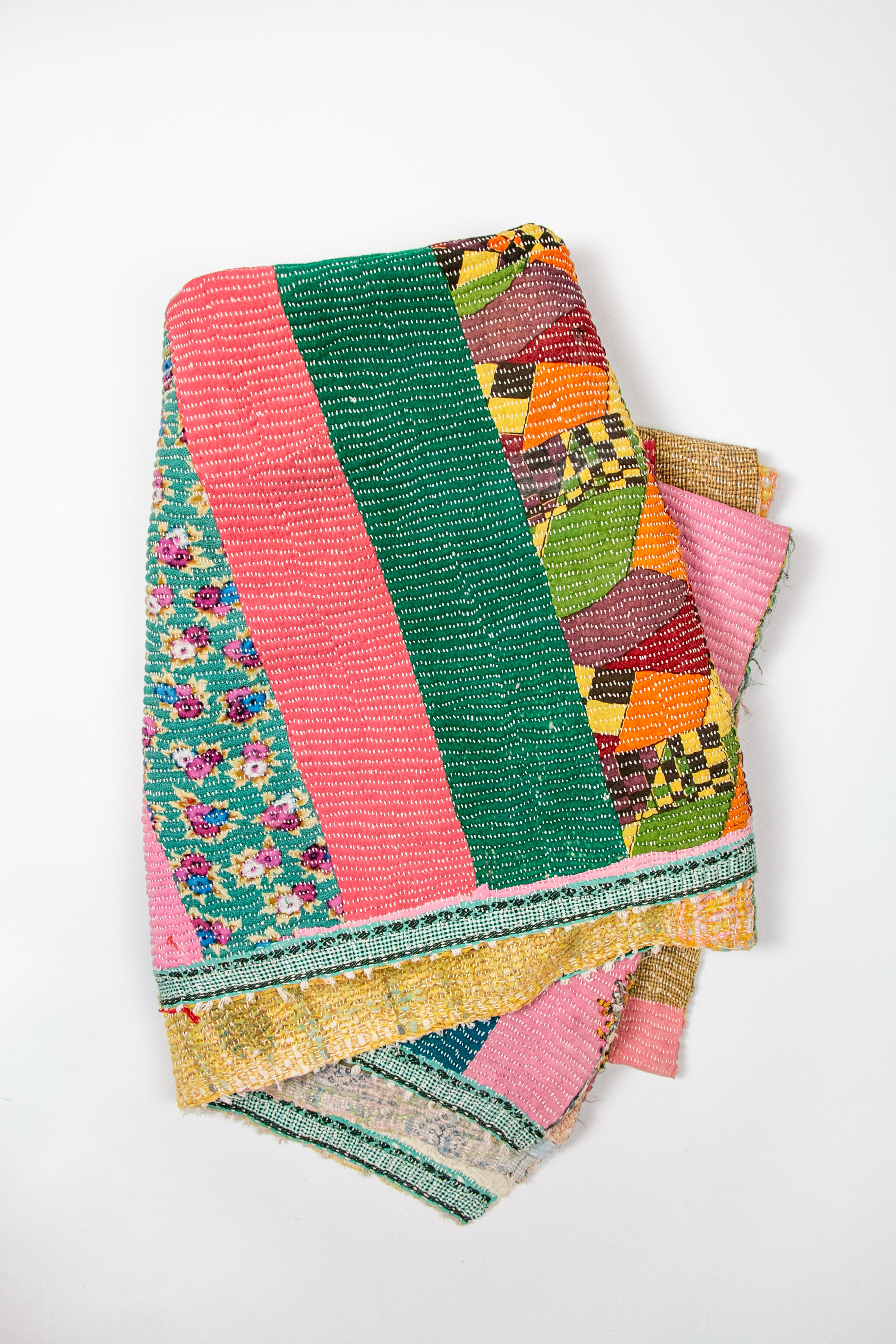 AUNTIE OTI X-LARGE KANTHA QUILT