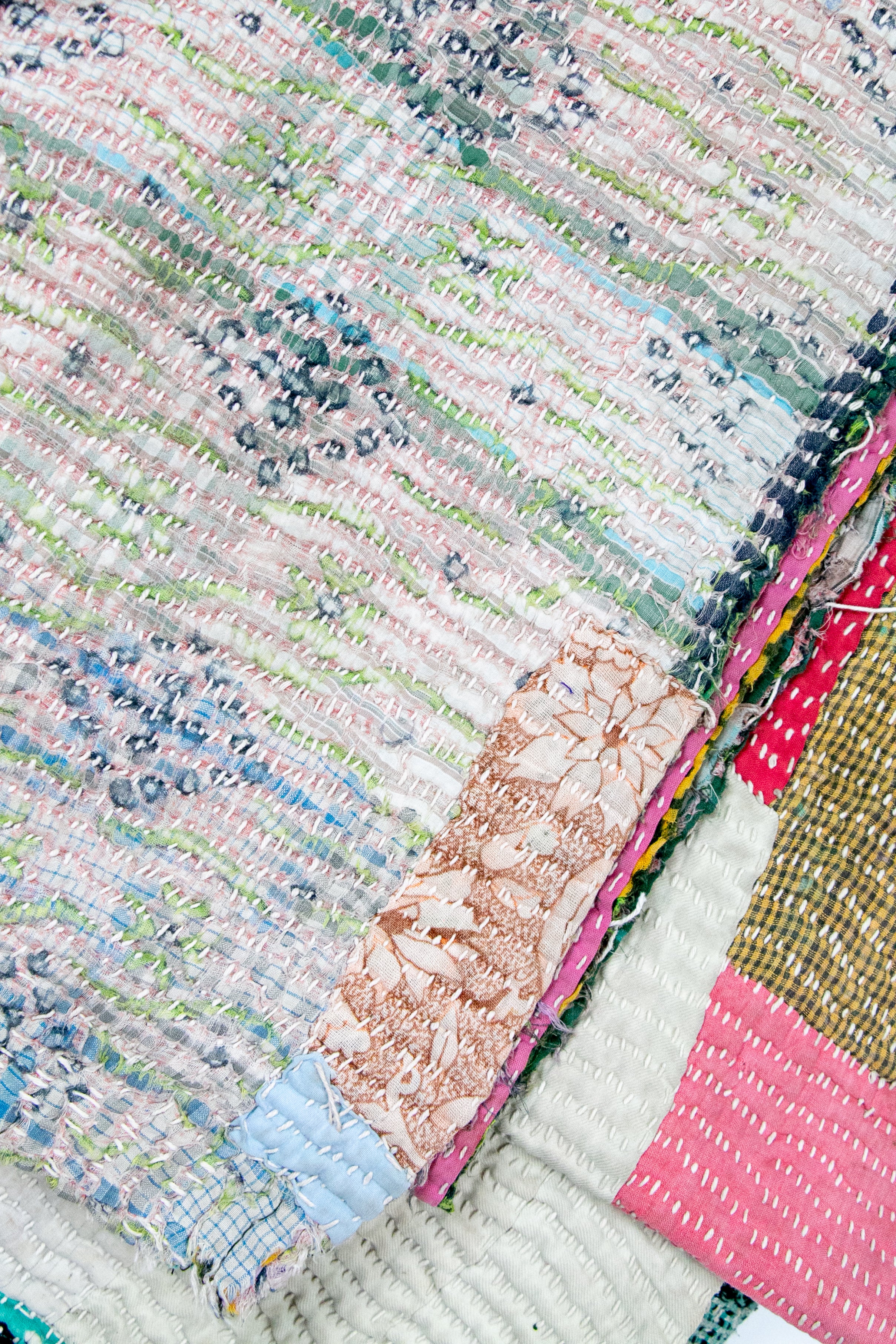 AUNTIE OTI X-LARGE KANTHA QUILT