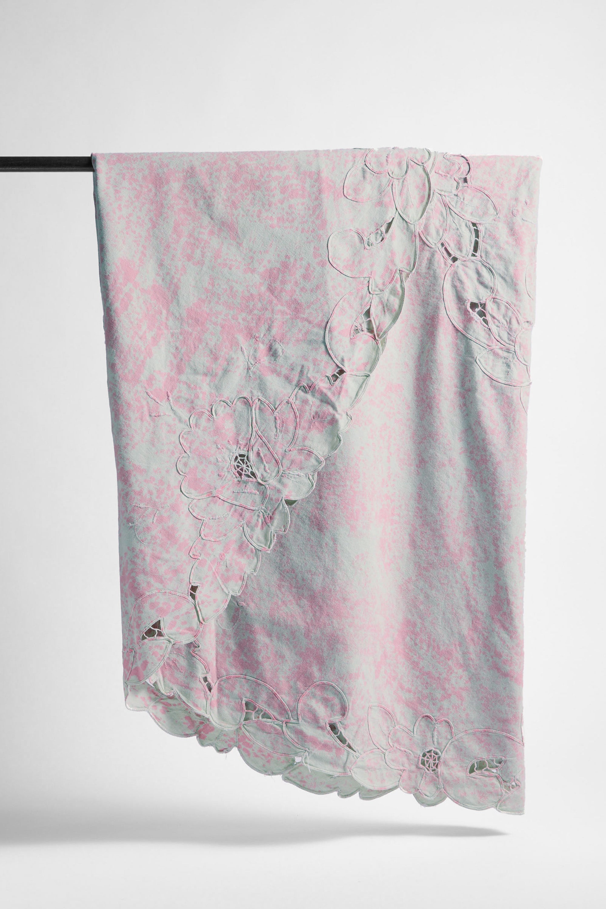 Village Vanguard Tablecloth in Ice Blue Peony Speckle